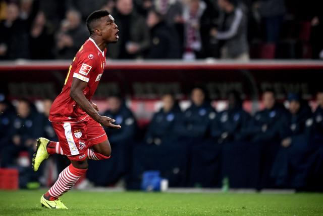 刘维伟：有球迷一直在骂人 我觉得真没有必要