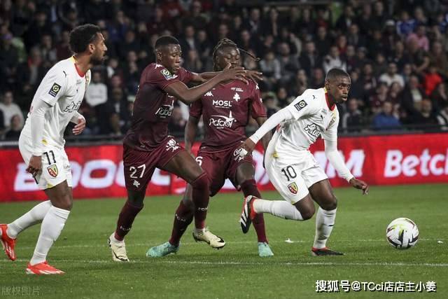 意甲-劳塔罗世界波图拉姆破门 国米3-1恩波利