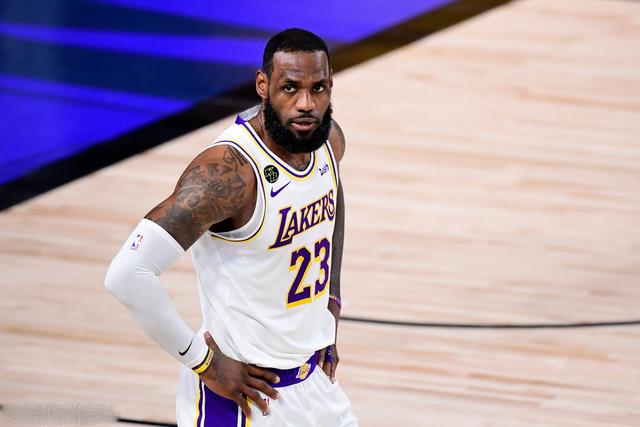 李弘权21分上海大胜广东 张宁21分山西负同曦