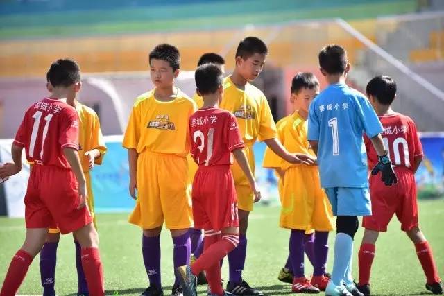 欧文23+8+10汤普森13中3 独行侠力克勇士4连胜